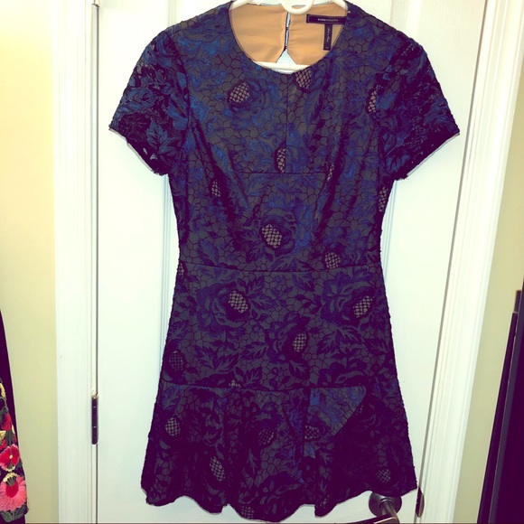 BCBGMaxAzria Dresses & Skirts - NWOT BCBG Max Azria open back lace dress